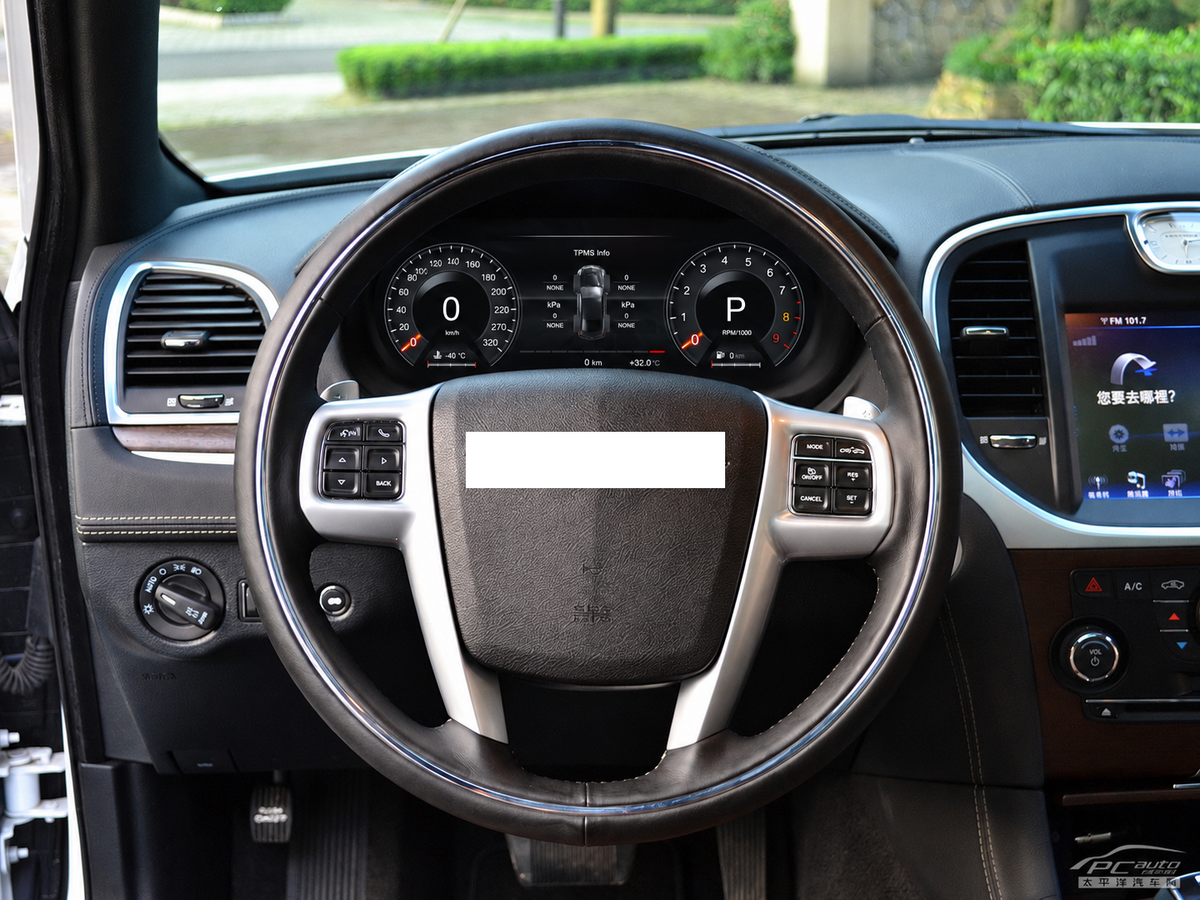 12.3 Inch IPS Digital Cluster for Chrysler 300C 2011-2023 Linux System Plug & Play Dashboard Speedometer