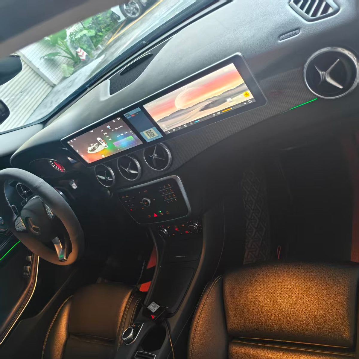 10.25-inch Android car DVD player and multimedia radio for Mercedes-Benz GLA (2015–2019) and A-Class (2013–2018)