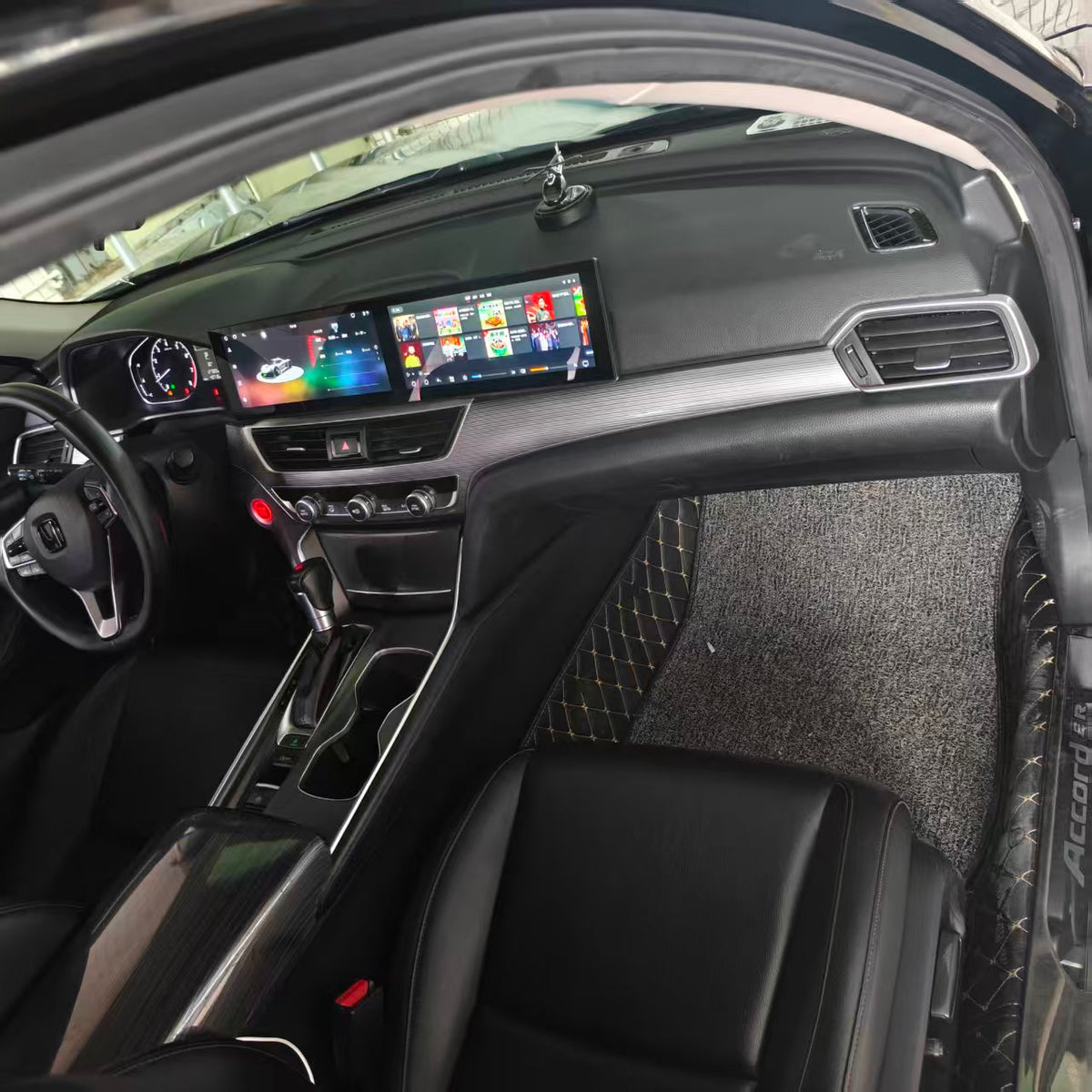 10.25-inch Dual-screen Android Car DVD Playerand Multimedia Radio for Honda10th Generation Accord
