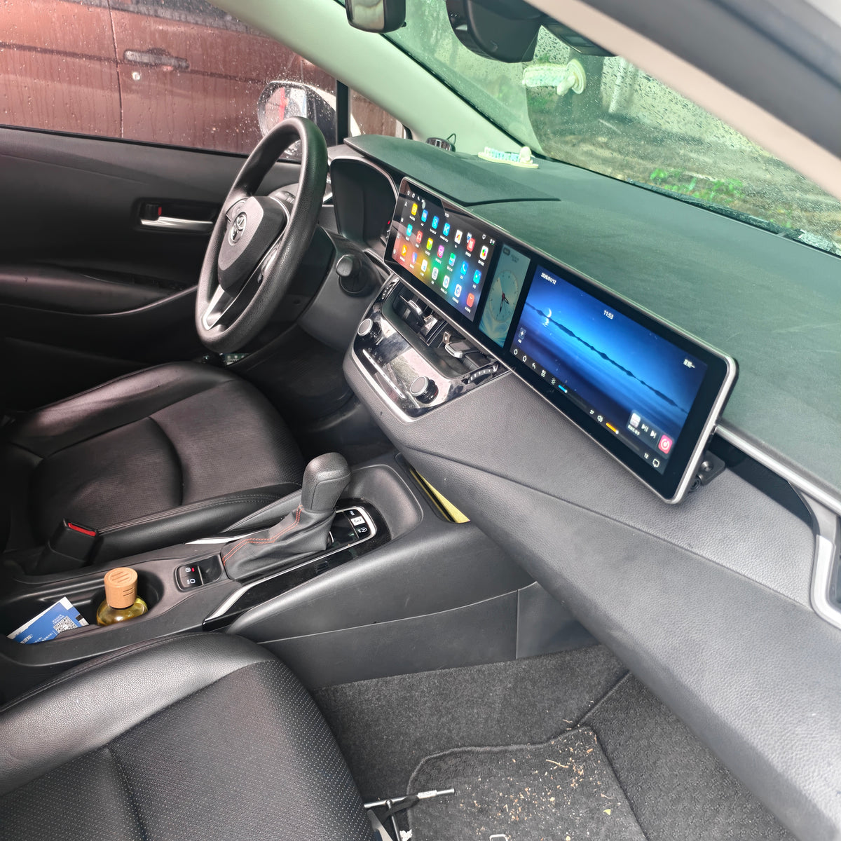 12.3-inch Android Dual-Screen Multimedia Car DVD Player for Toyota Corolla / Frontlander (2019–2025)