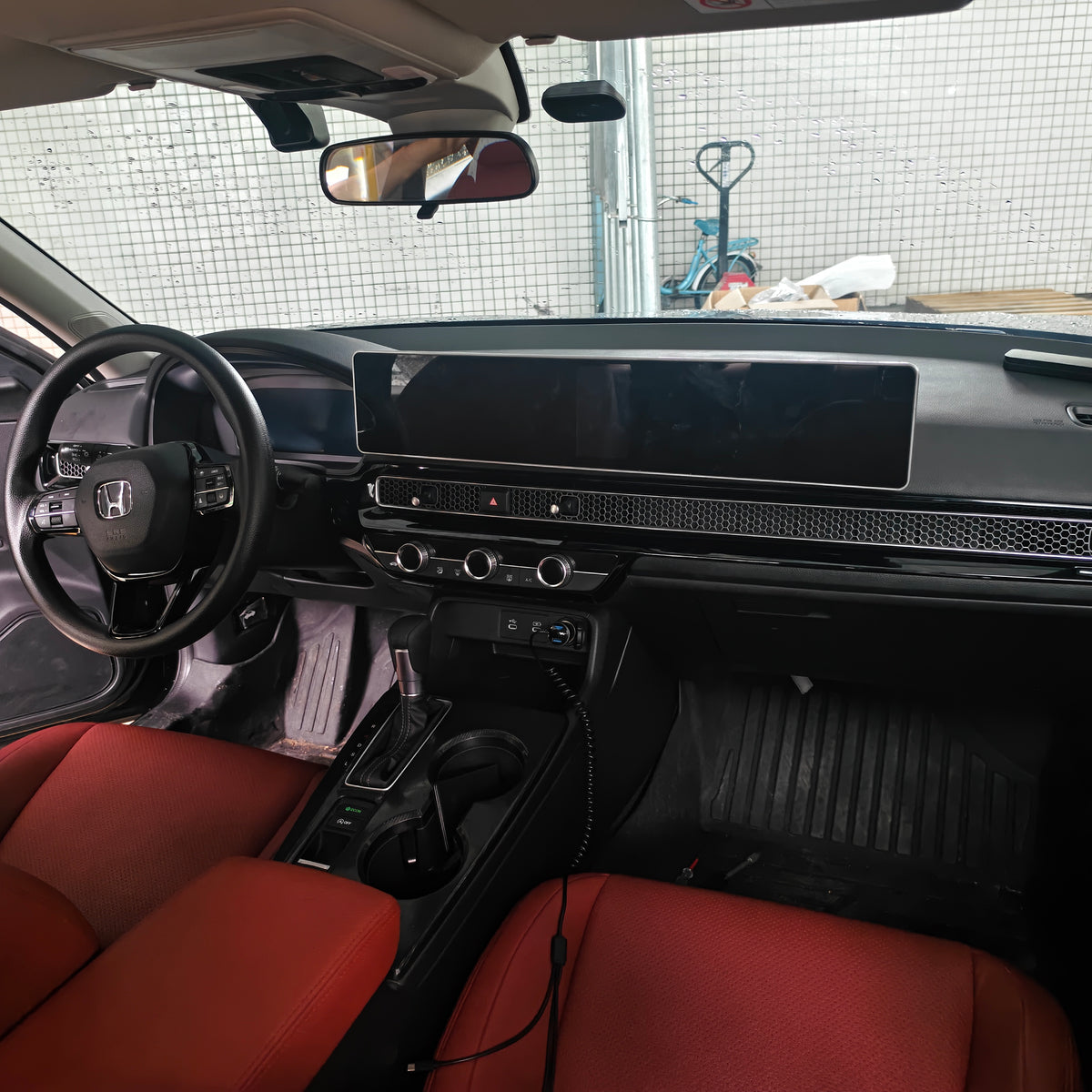 10.25-inchTriple-screen Android Car DVD Playerand Multimedia Radio for Honda Crider GS (2019–2022)