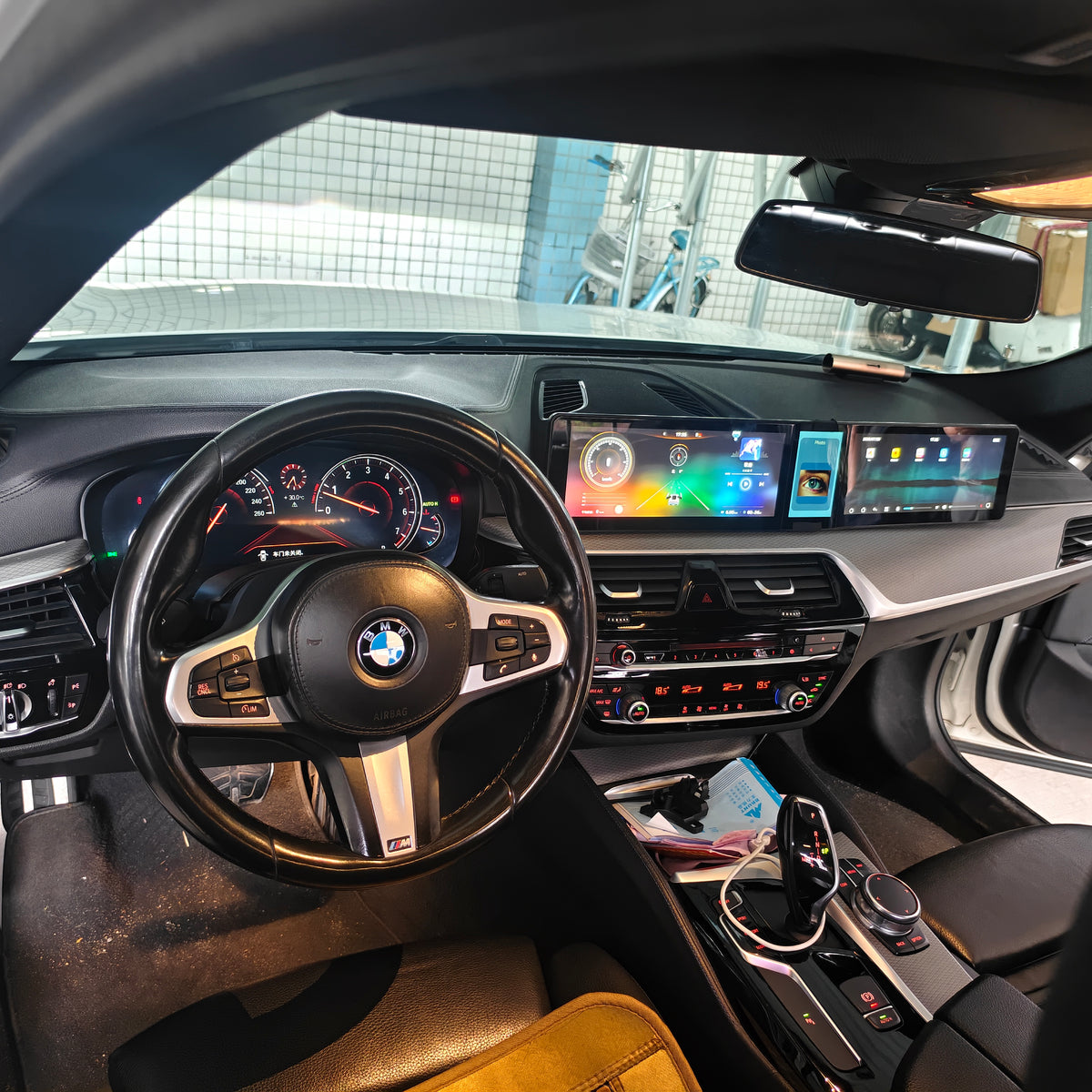 12.3-inch Triple-Screen Android Car DVD Player & Multimedia Radio for BMW 5 Series F10,F11,F18 2011-2017