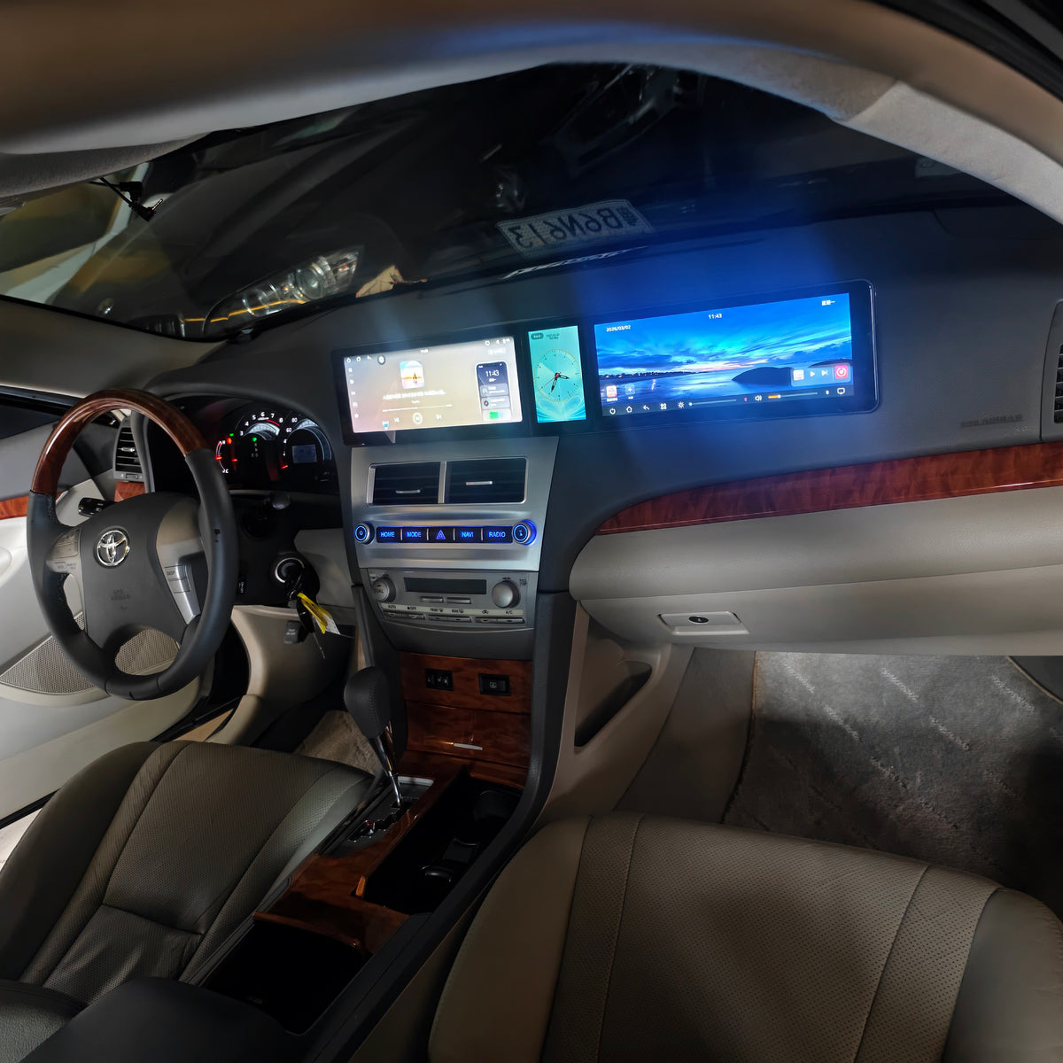 10.25-inchTriple-screen Android Car DVD Playerand Multimedia Radio for Toyota Camry XV40 (6th Generation) 2006–2011